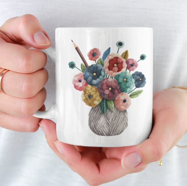 Чаша с плетени цветя